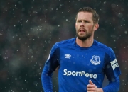 开云体育在线-爱德华兹爆发撕裂防线，独行侠稳扎稳打轻取上海队