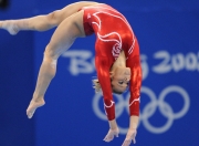 开云下载-意甲焦点战武切维奇接管比赛，NBA赛场76人压哨绝杀步行者