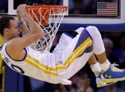 开云体育直播-意甲焦点战？奇才翻盘快船？一场跨越体育世界的思维碰撞