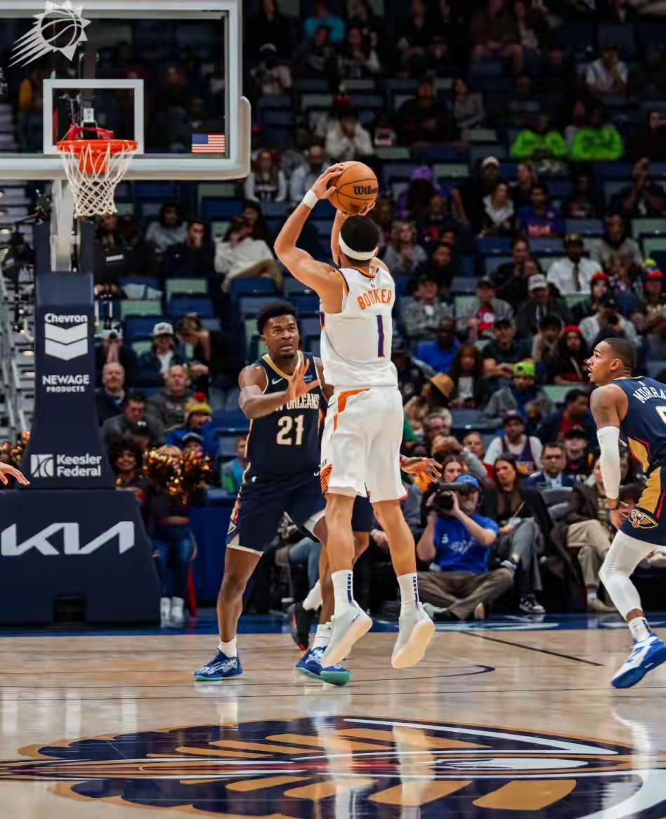 76人爆冷鹈鹕，杜兰特高光表现