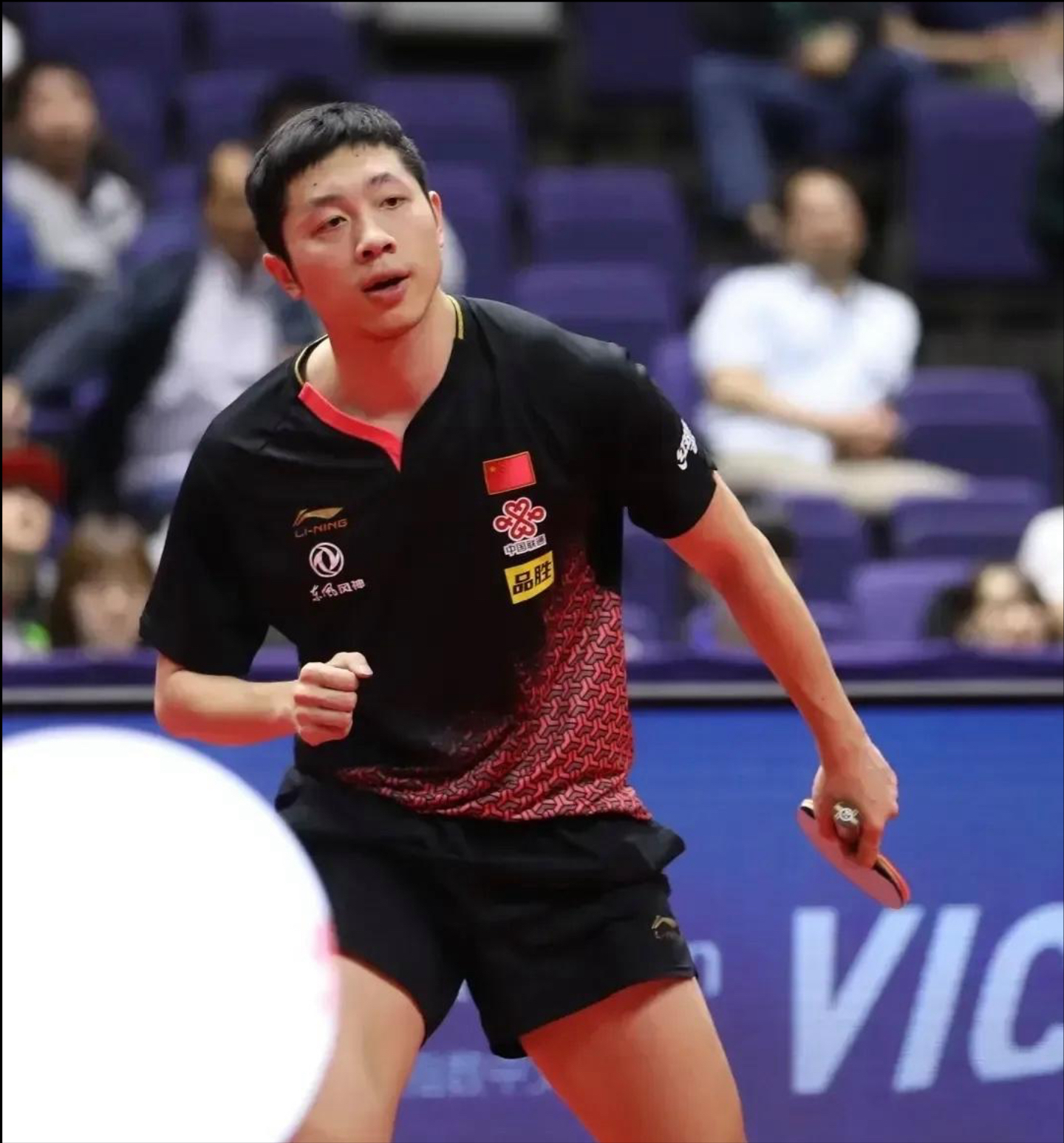 法国乒乓球队险胜瑞典乒乓球队，许昕惊艳世界的简单介绍