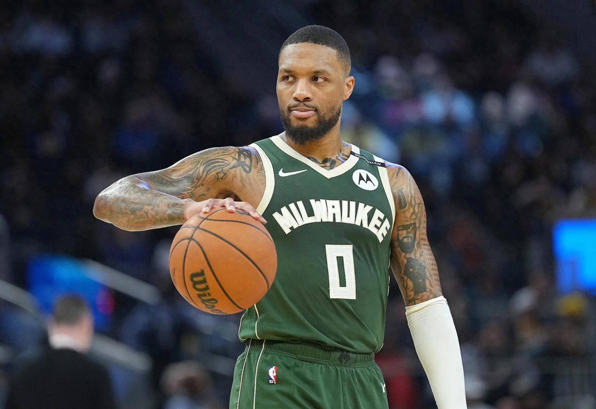 浙江队完胜魔术，利拉德点燃赛场