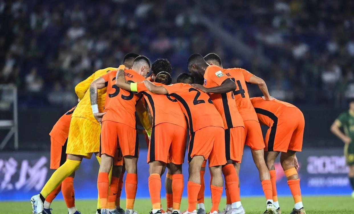 主场作战！本土球员助球队战胜强敌的简单介绍