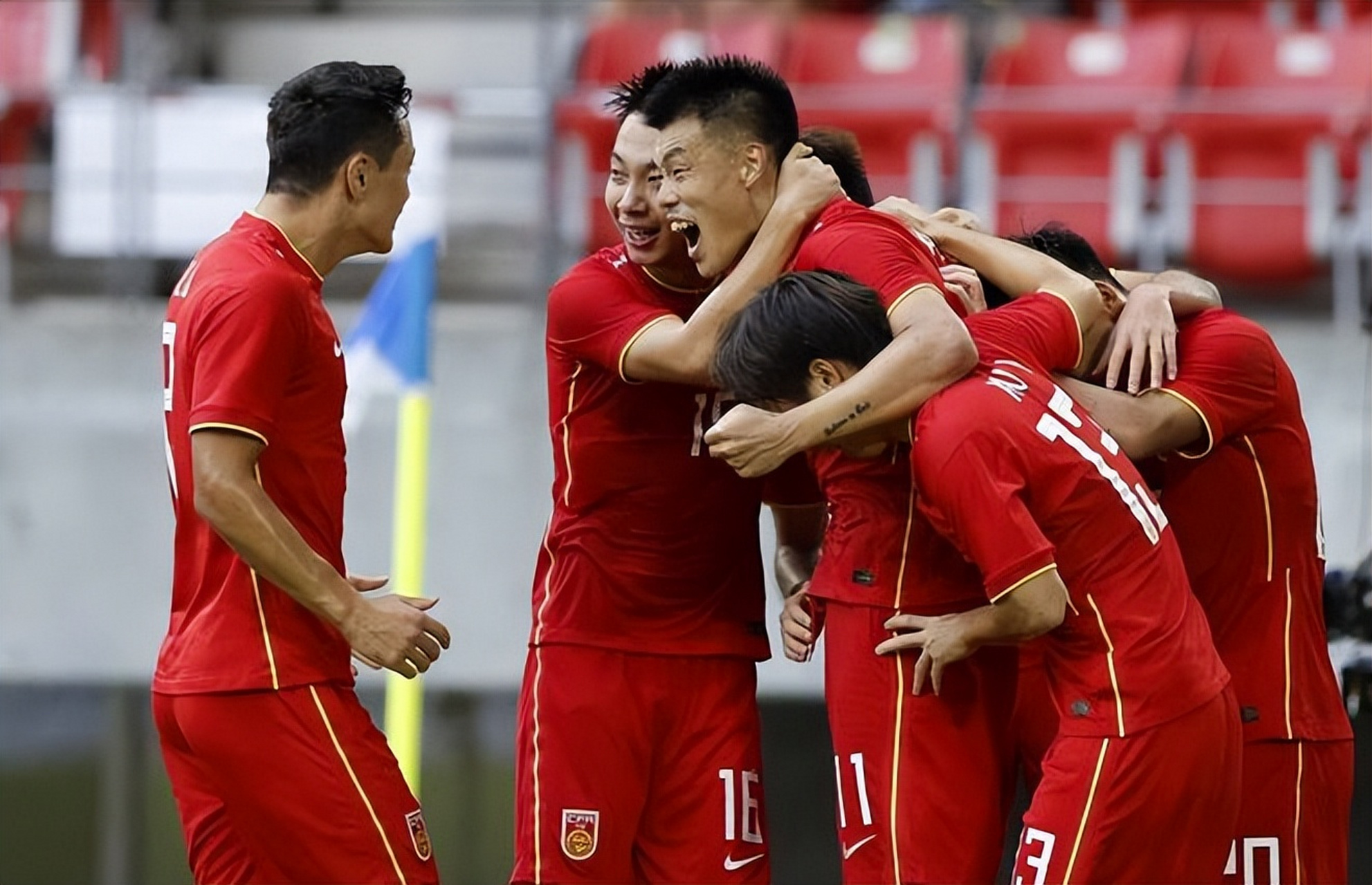 雷恩连败局势严峻，主帅或遭下课的简单介绍