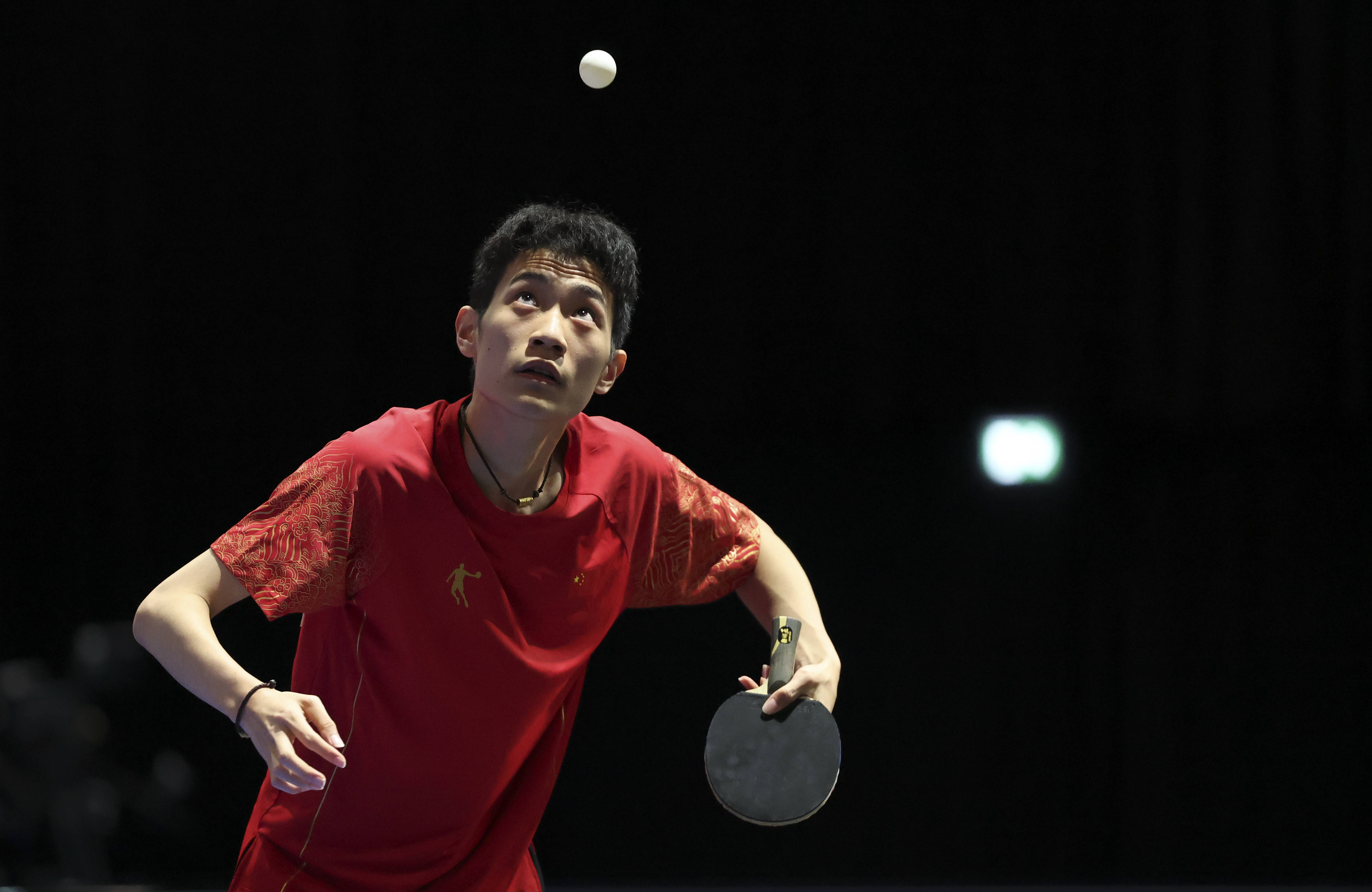 包含比利时乒乓球队轻取瑞典乒乓球队，奥恰洛夫绝境逆转的词条