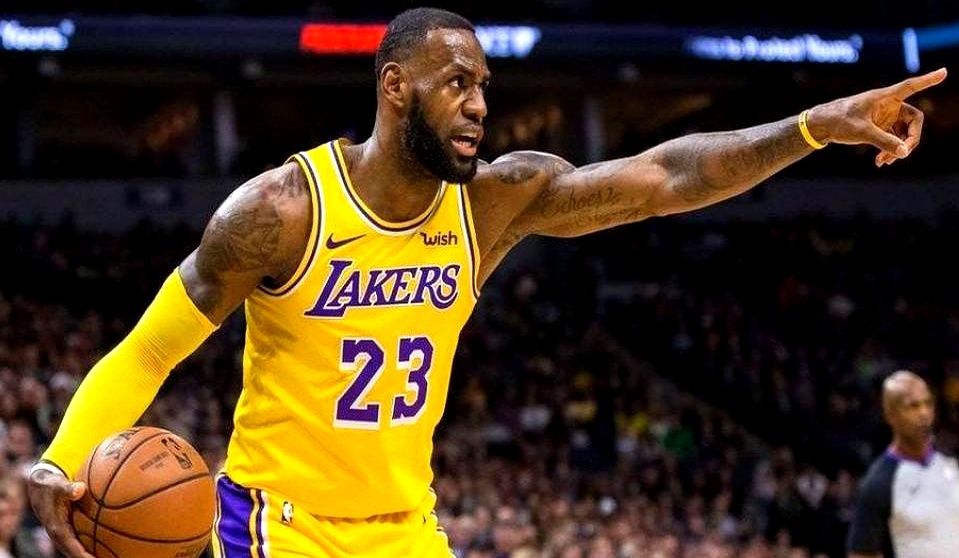 凯尔特人力克掘金，詹姆斯制霸全场的简单介绍