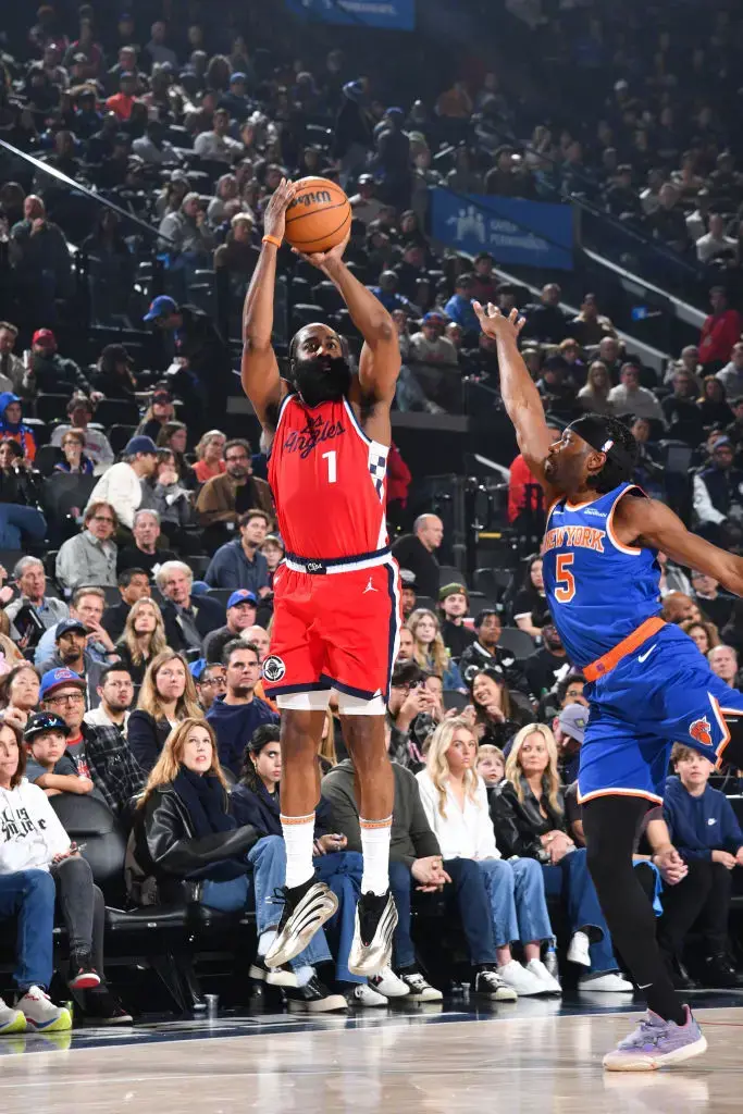 包含独行侠强势巴西男篮，哈登高光表现的词条