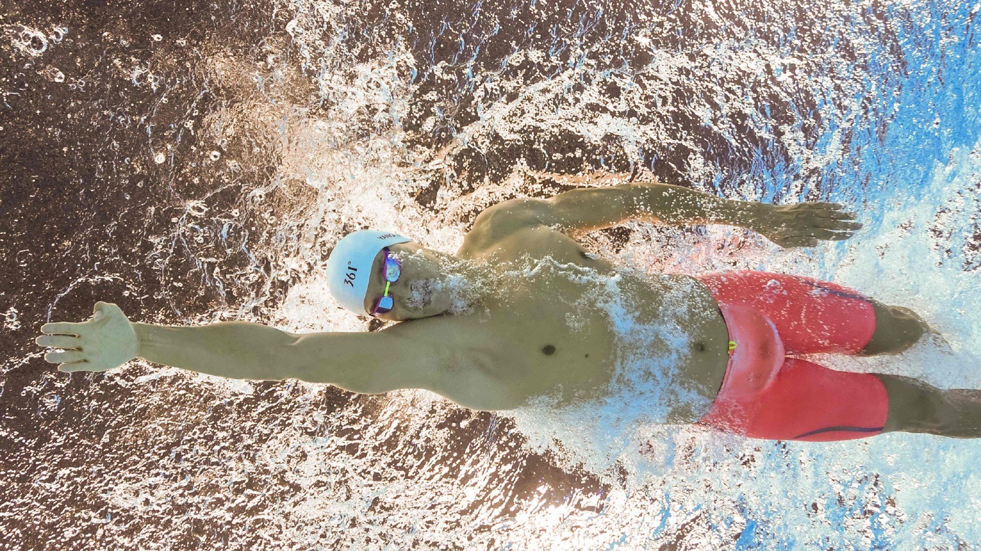 魔术血拼猛龙，拉文成为关键先生，一场决定性的逆转之战